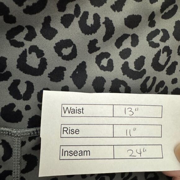 All Fenix Cheetah Leggings Grey - Picture 8 of 8